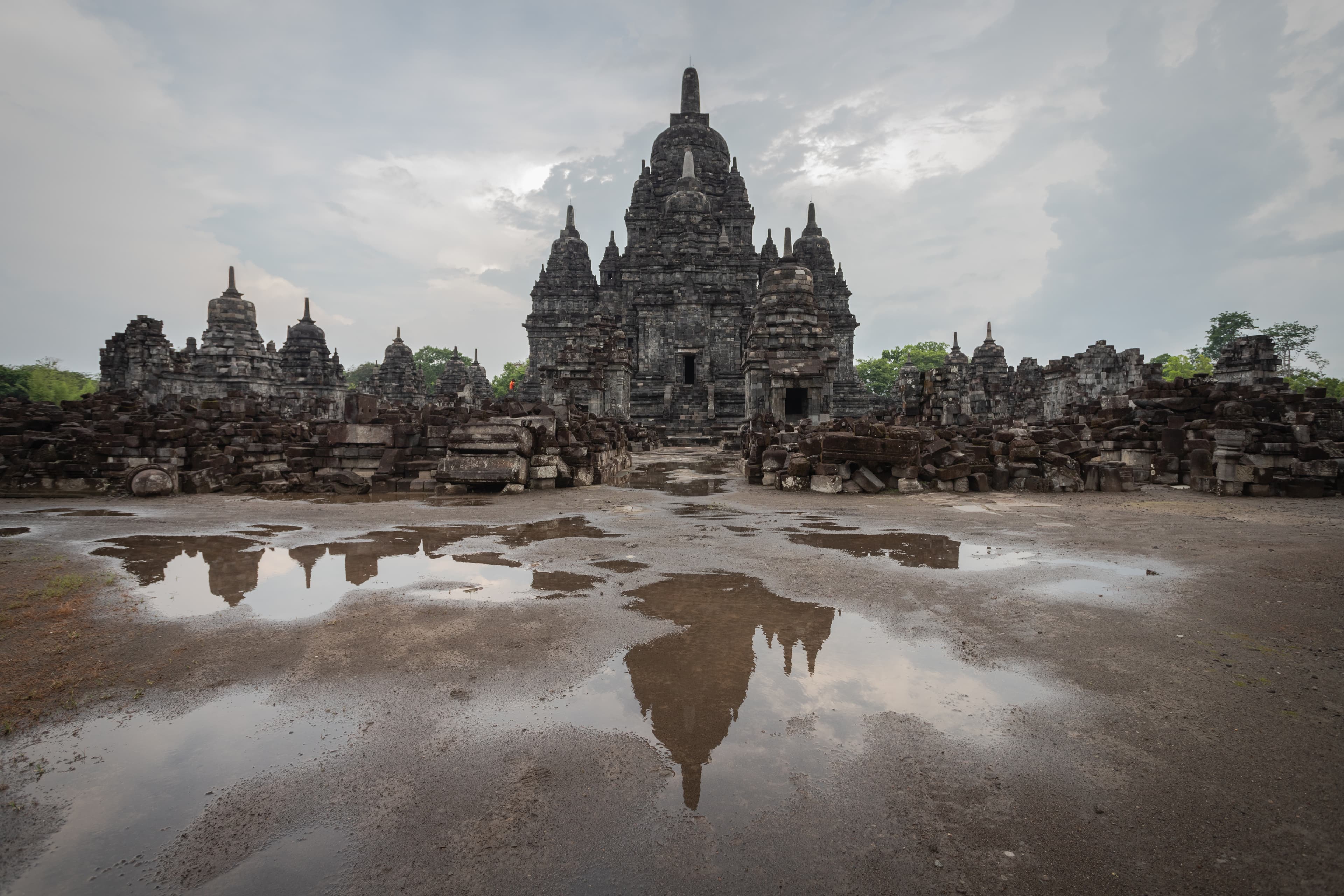 Düzce'de Strafor Fabrikasında Yangın Çıktı