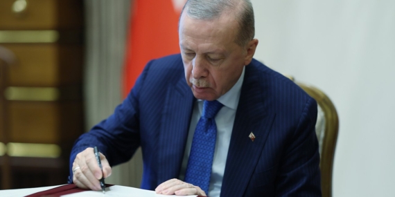 Cumhurbaşkanı Erdoğan imzaladı! 8 üniversiteye yeni rektör