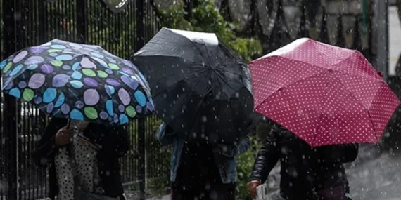 Meteoroloji 3 bölgeyi uyardı: Kuvvetli yağışa dikkat!