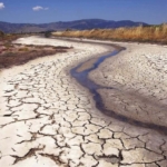 A-severely-dried-out-riverbed-750x536